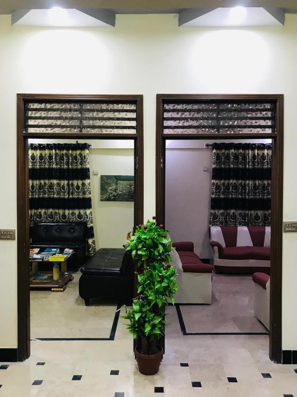 Hotel Second Home Karachi Exterior photo