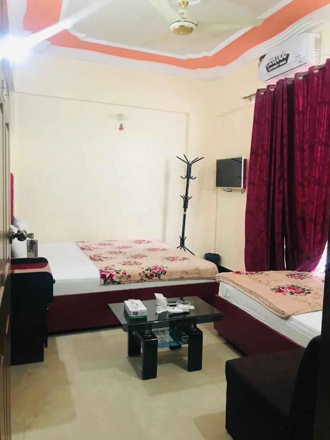 Hotel Second Home Karachi Exterior photo
